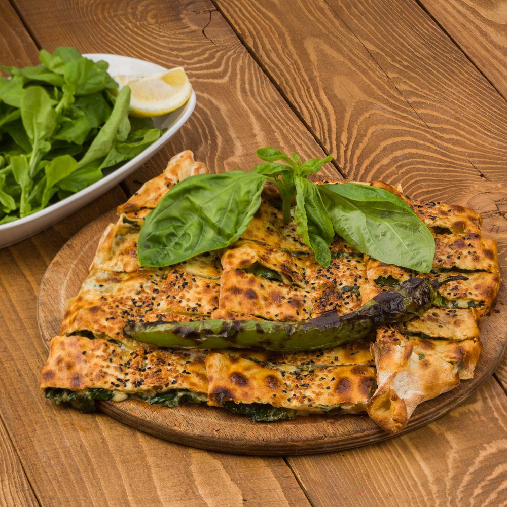 Otlu Peynirli Pide Ispanaklı