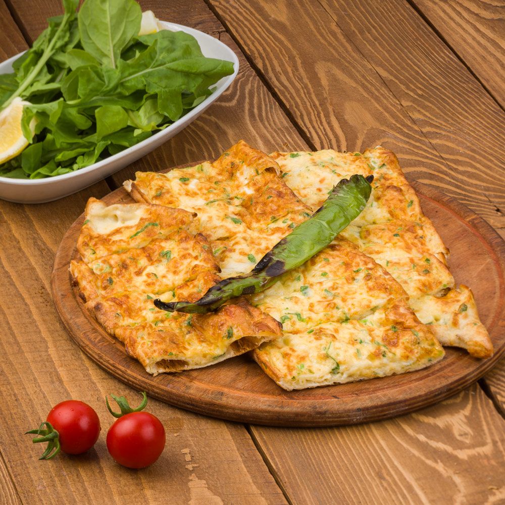 Peynirli Pide (3 Peynirli)